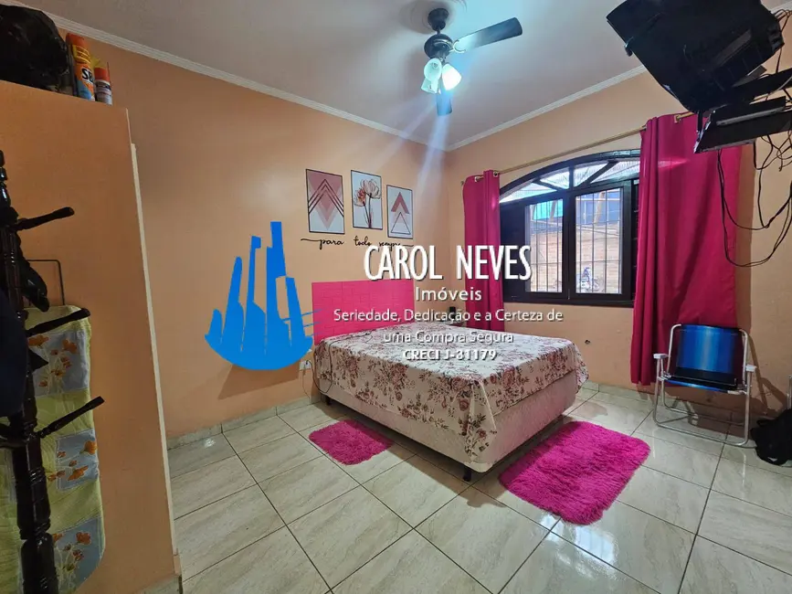 Foto 8 de Casa com 2 quartos à venda, 75m2 em Maracanã, Praia Grande - SP
