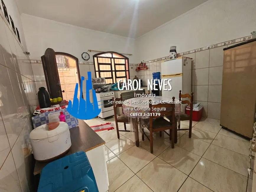 Foto 6 de Casa com 2 quartos à venda, 75m2 em Maracanã, Praia Grande - SP