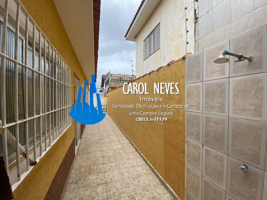 Foto 8 de Casa com 2 quartos à venda, 65m2 em Mongagua - SP