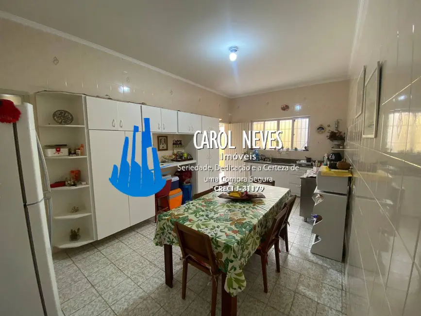 Foto 4 de Casa com 2 quartos à venda, 65m2 em Mongagua - SP