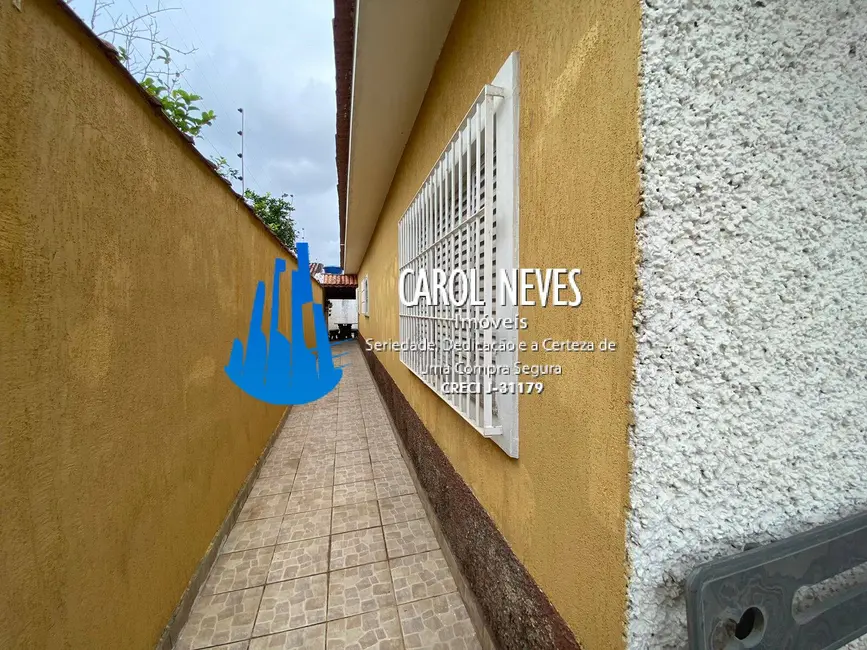 Foto 9 de Casa com 2 quartos à venda, 65m2 em Mongagua - SP