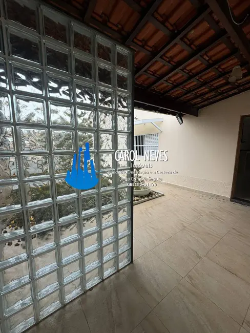 Foto 5 de Casa com 3 quartos à venda, 150m2 em Solemar, Praia Grande - SP