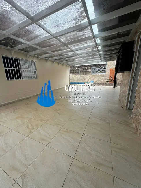 Foto 2 de Casa com 3 quartos à venda, 150m2 em Solemar, Praia Grande - SP