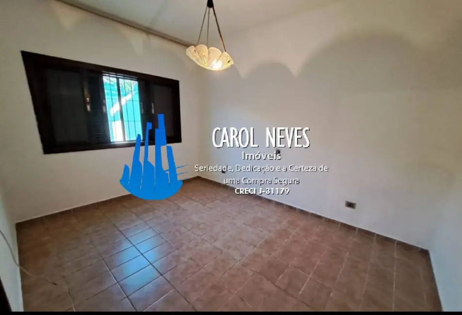 Foto 4 de Casa com 3 quartos à venda, 125m2 em Peruibe - SP