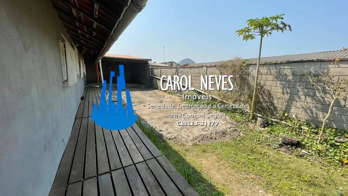 Foto 3 de Casa com 2 quartos à venda, 75m2 em Mongagua - SP