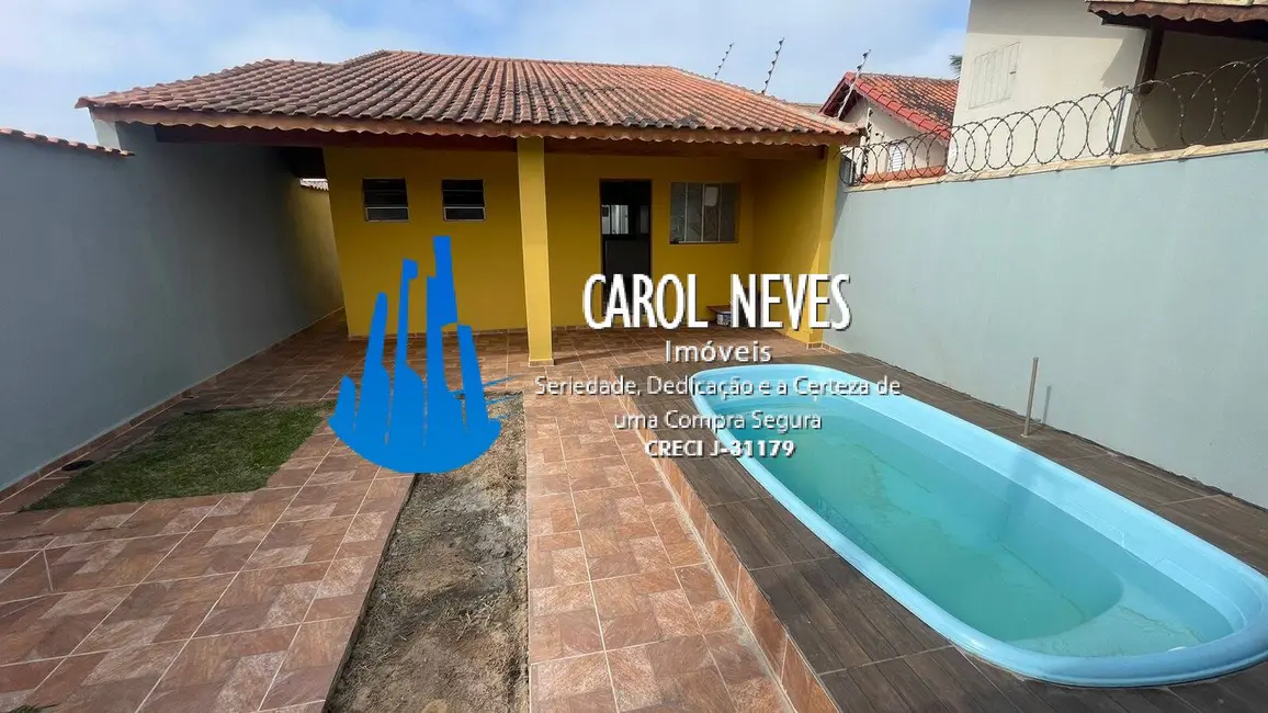 Foto 1 de Casa com 2 quartos à venda, 79m2 em Mongagua - SP