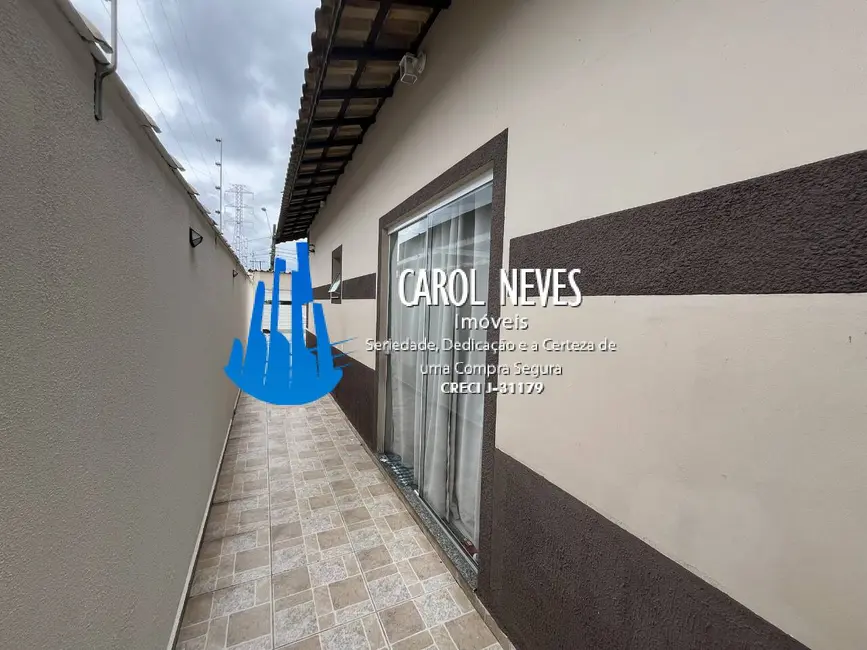 Foto 2 de Casa com 2 quartos à venda, 60m2 em Itanhaem - SP