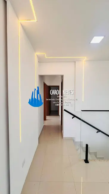 Foto 6 de Casa com 3 quartos à venda, 89m2 em Maracanã, Praia Grande - SP