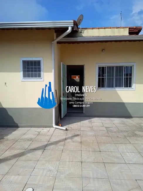 Foto 2 de Casa com 2 quartos à venda em Itanhaem - SP
