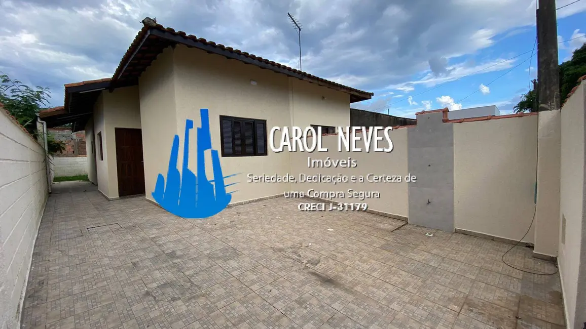 Foto 1 de Casa com 2 quartos à venda, 143m2 em Itanhaem - SP