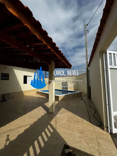 Foto 3 de Casa com 2 quartos à venda, 70m2 em Mongagua - SP