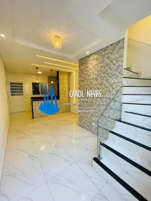 Casa com 2 quartos à venda, 60m2 em Praia Grande - SP - imagem 1 Foto 1 de Casa com 2 quartos à venda, 60m2 em Praia Grande - SP