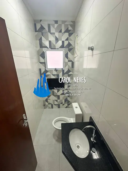 Foto 7 de Casa com 2 quartos à venda, 68m2 em Mongagua - SP