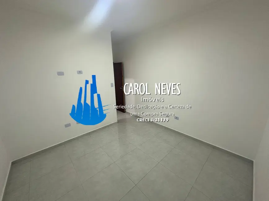 Foto 8 de Casa com 2 quartos à venda, 68m2 em Mongagua - SP