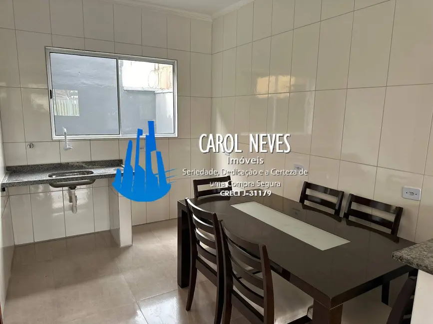Foto 4 de Casa com 2 quartos à venda, 75m2 em Mongagua - SP