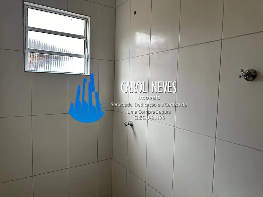 Foto 8 de Casa com 2 quartos à venda, 75m2 em Mongagua - SP