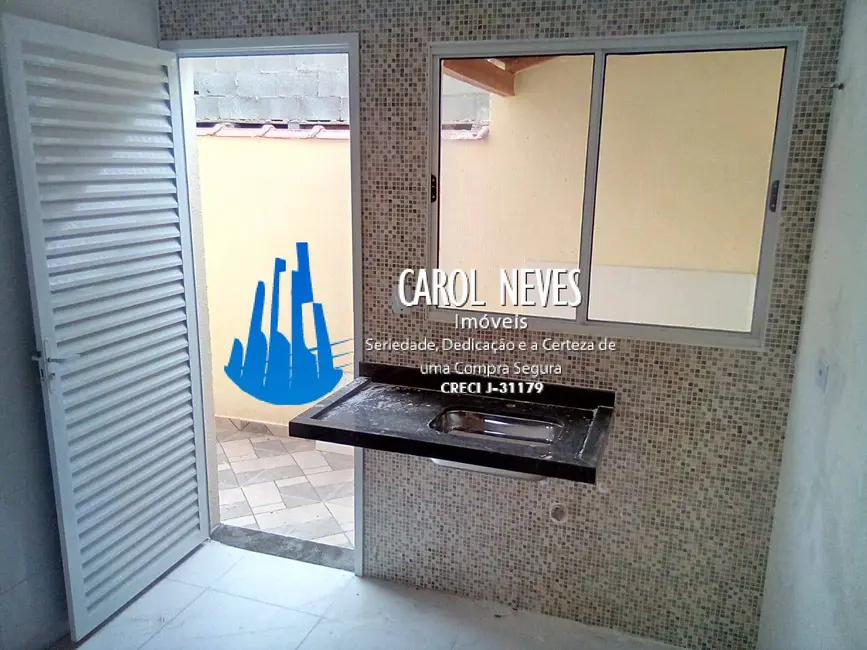Casa com 2 quartos à venda, 50m2 em Praia Grande - SP - imagem 4 Foto 4 de Casa com 2 quartos à venda, 50m2 em Praia Grande - SP