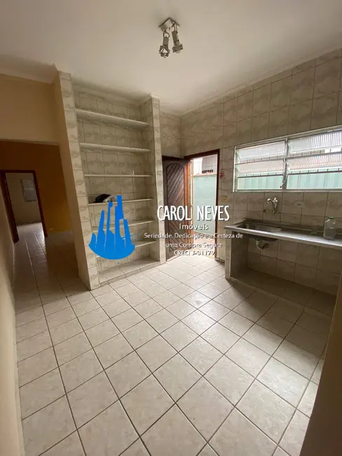 Foto 3 de Casa com 2 quartos à venda, 75m2 em Maracanã, Praia Grande - SP