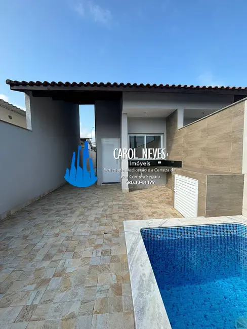 Foto 2 de Casa com 2 quartos à venda, 63m2 em Itanhaem - SP