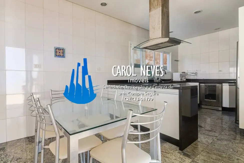 Foto 9 de Casa com 4 quartos à venda, 540m2 em Itanhaem - SP