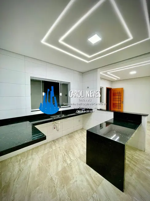 Foto 8 de Casa com 2 quartos à venda, 74m2 em Itanhaem - SP