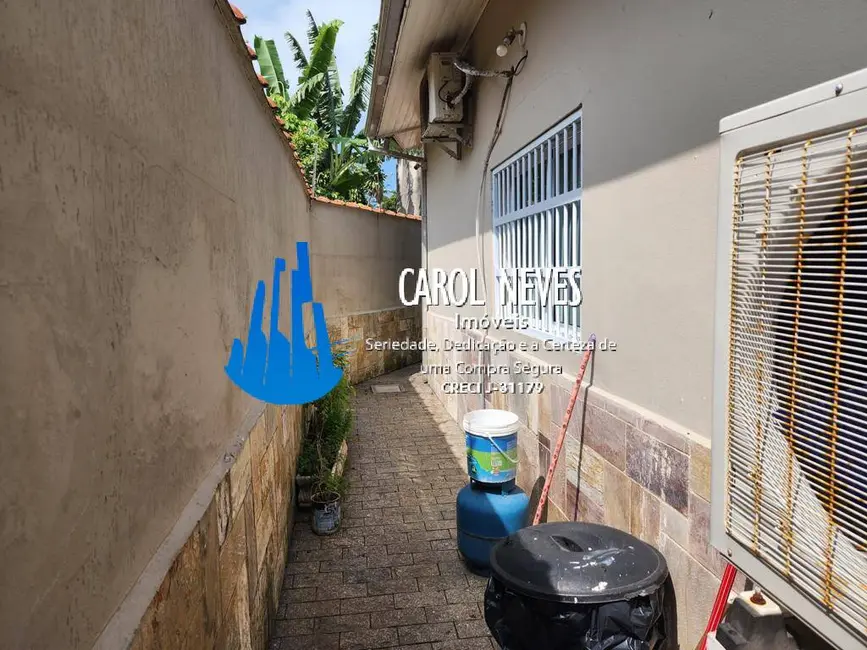 Casa com 3 quartos à venda, 177m2 em Canto do Forte, Praia Grande - SP - imagem 6 Foto 6 de Casa com 3 quartos à venda, 177m2 em Canto do Forte, Praia Grande - SP