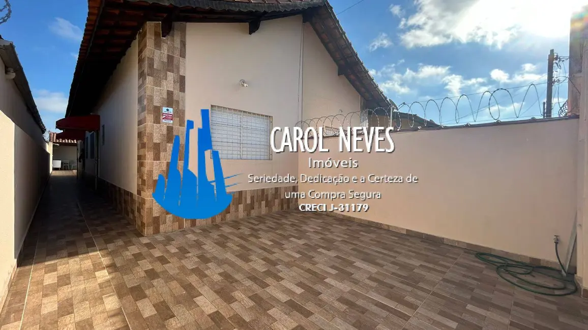 Foto 4 de Casa com 2 quartos à venda, 75m2 em Mongagua - SP