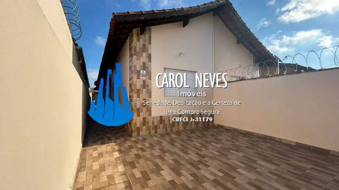 Foto 2 de Casa com 2 quartos à venda, 75m2 em Mongagua - SP