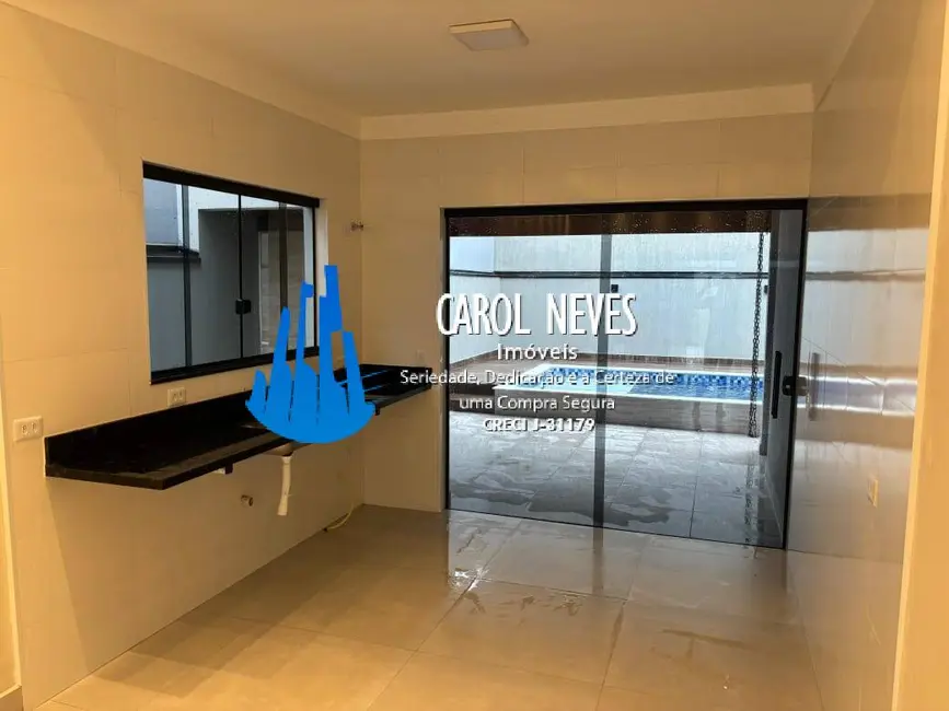 Foto 9 de Casa com 3 quartos à venda, 120m2 em Itanhaem - SP