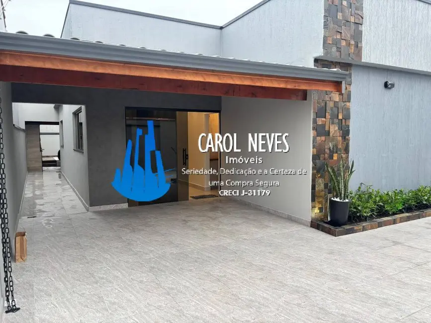 Foto 2 de Casa com 3 quartos à venda, 120m2 em Itanhaem - SP