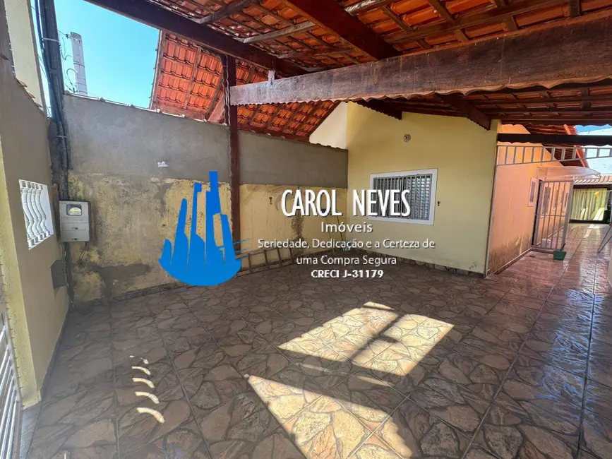 Foto 3 de Casa com 2 quartos à venda, 95m2 em Mongagua - SP