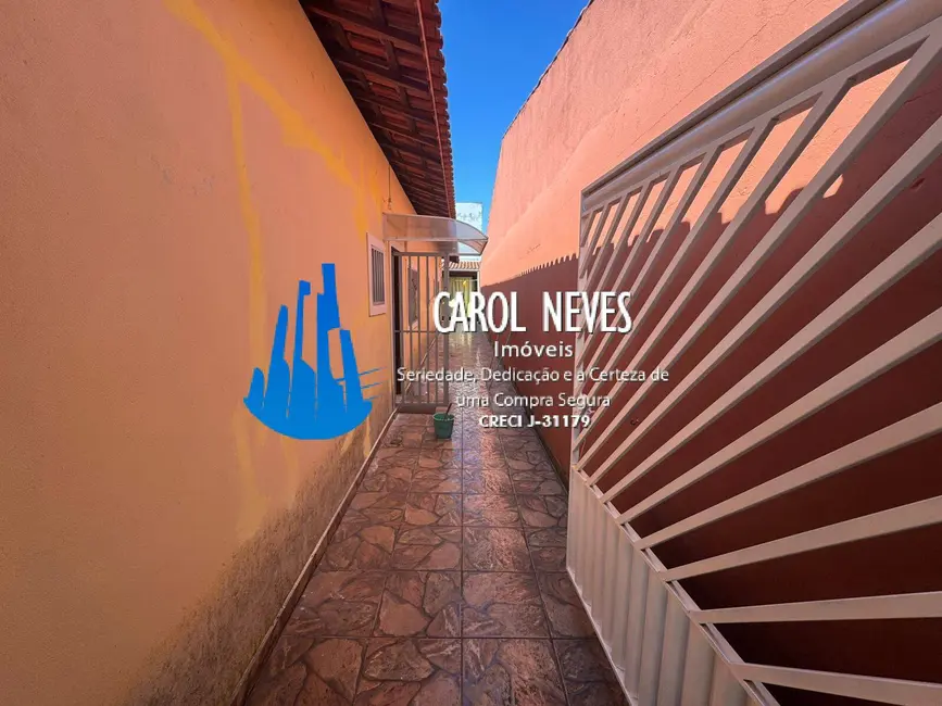 Foto 6 de Casa com 2 quartos à venda, 95m2 em Mongagua - SP