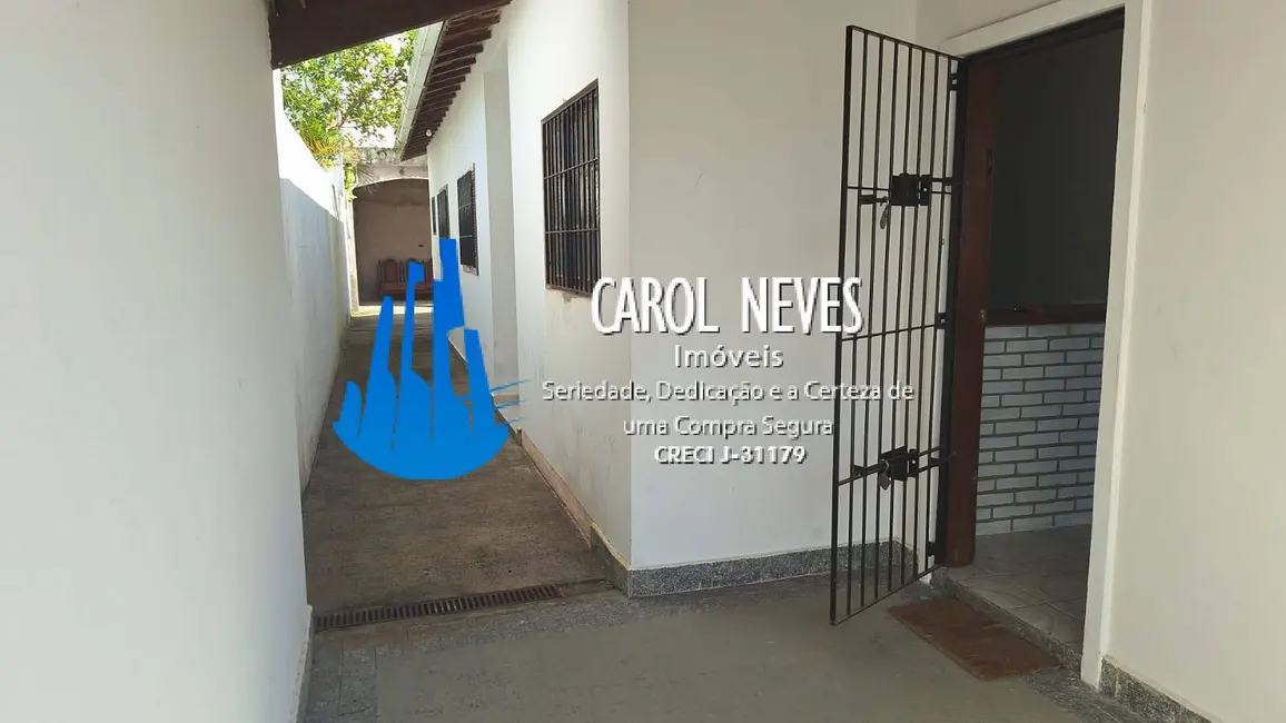 Foto 2 de Casa com 2 quartos à venda, 74m2 em Itanhaem - SP