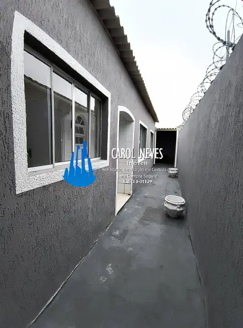 Foto 7 de Casa com 2 quartos à venda, 70m2 em Mongagua - SP