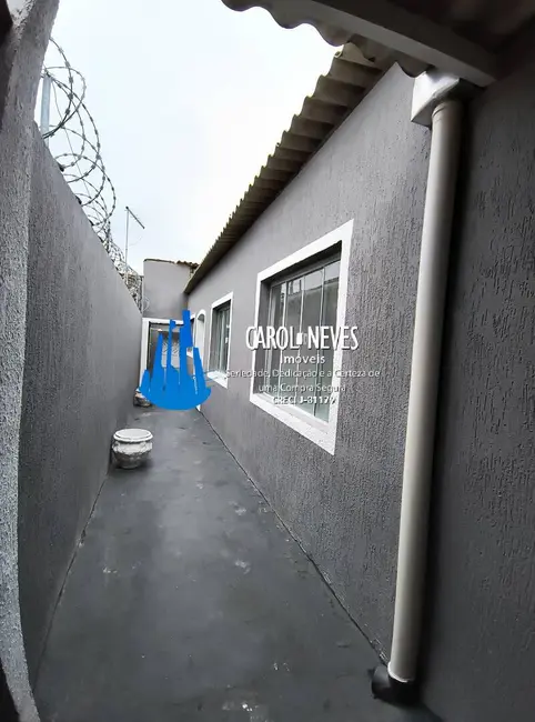 Foto 8 de Casa com 2 quartos à venda, 70m2 em Mongagua - SP