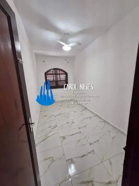 Casa com 2 quartos à venda, 140m2 em Canto do Forte, Praia Grande - SP - imagem 8 Foto 8 de Casa com 2 quartos à venda, 140m2 em Canto do Forte, Praia Grande - SP