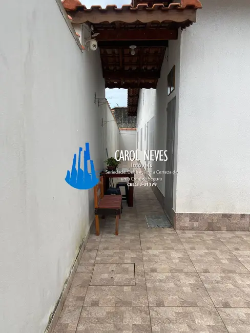 Foto 4 de Casa com 2 quartos à venda, 66m2 em Mongagua - SP