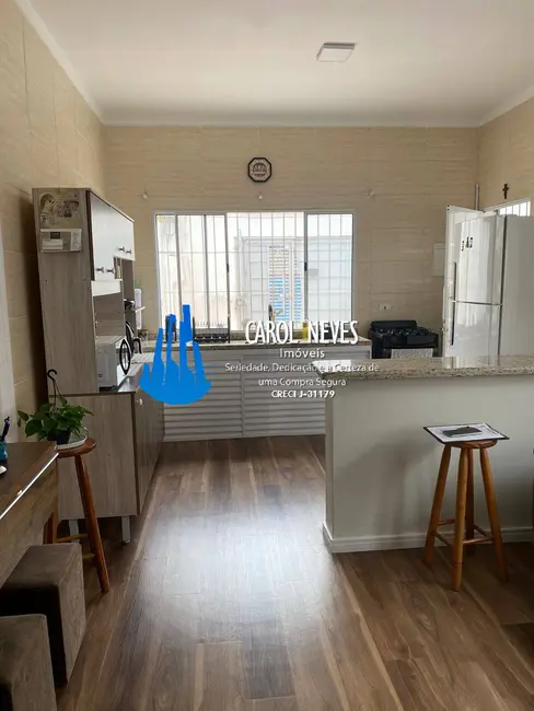 Foto 5 de Casa com 2 quartos à venda, 66m2 em Mongagua - SP