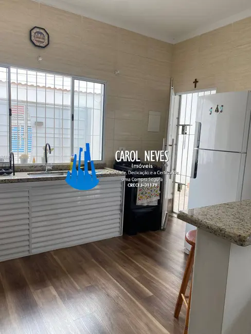 Foto 6 de Casa com 2 quartos à venda, 66m2 em Mongagua - SP