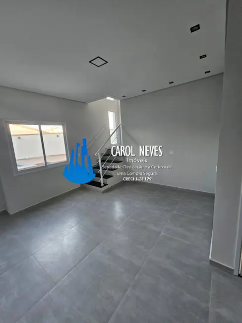 Foto 2 de Sobrado com 3 quartos à venda, 112m2 em Itanhaem - SP