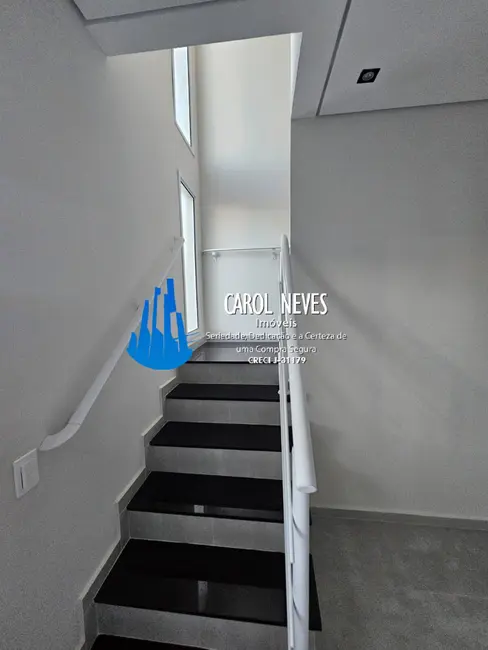 Foto 9 de Sobrado com 4 quartos à venda, 102m2 em Itanhaem - SP