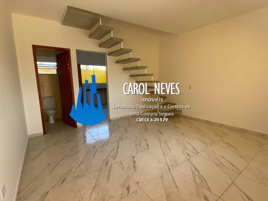 Sobrado com 2 quartos à venda, 60m2 em Itanhaem - SP - imagem 7 Foto 7 de Sobrado com 2 quartos à venda, 60m2 em Itanhaem - SP