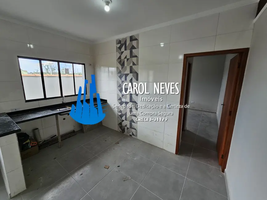 Foto 8 de Casa com 2 quartos à venda, 60m2 em Mongagua - SP