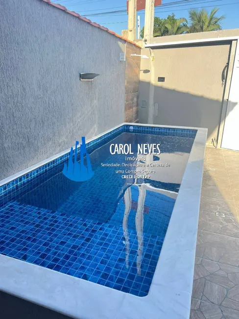 Foto 2 de Casa com 2 quartos à venda, 62m2 em Itanhaem - SP