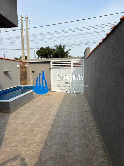 Casa com 2 quartos à venda, 62m2 em Itanhaem - SP - imagem 3 Foto 3 de Casa com 2 quartos à venda, 62m2 em Itanhaem - SP