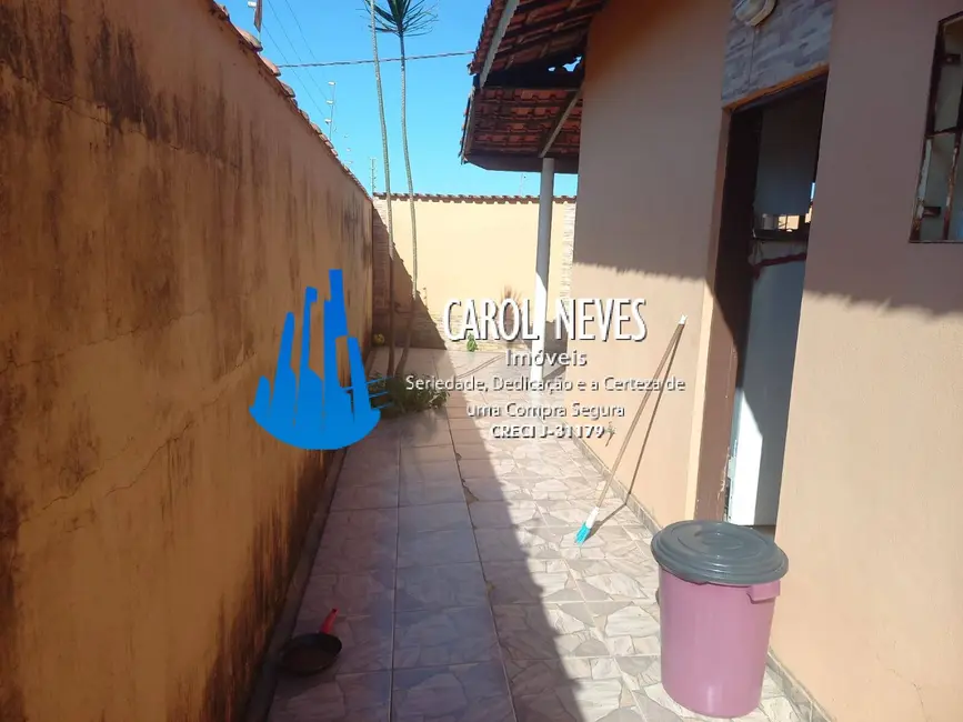 Foto 9 de Casa com 3 quartos à venda, 180m2 em Itanhaem - SP