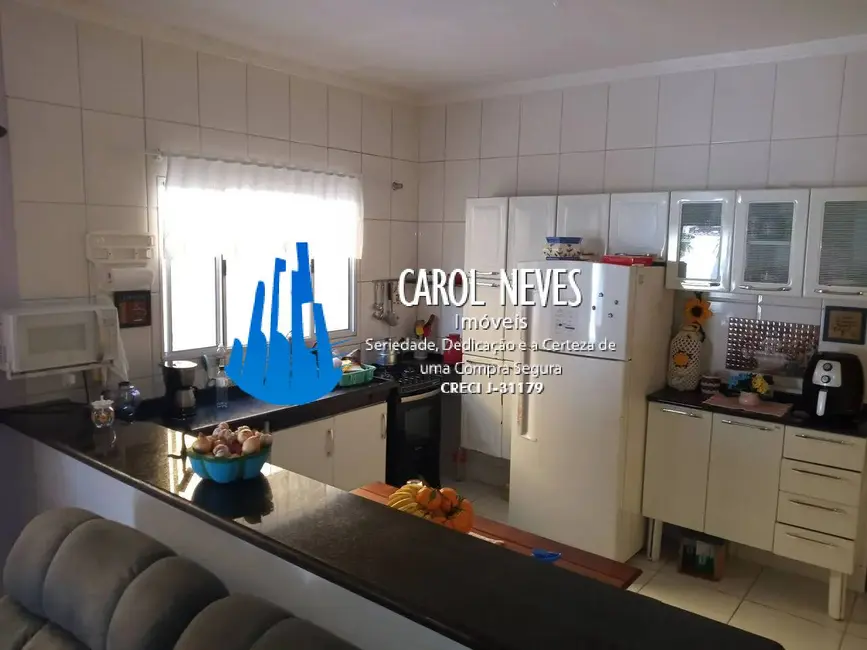 Foto 8 de Casa com 2 quartos à venda, 65m2 em Itanhaem - SP