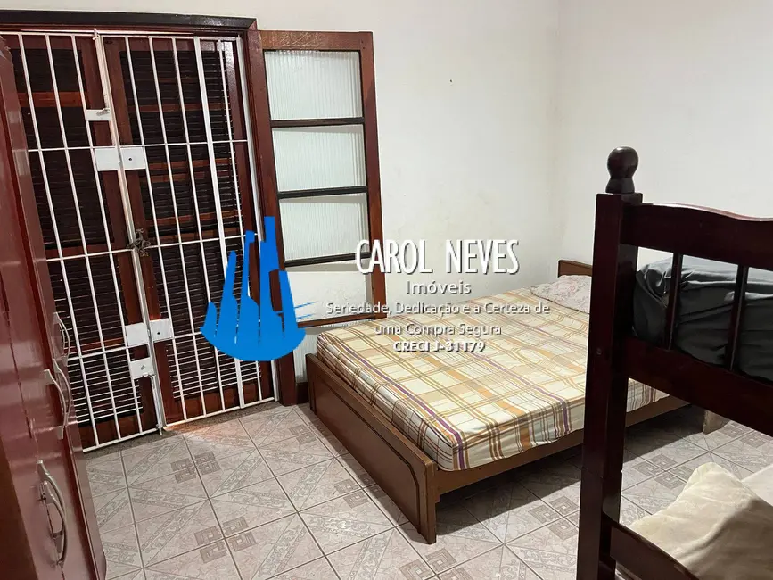 Sobrado com 4 quartos à venda, 150m2 em Itanhaem - SP - imagem 9 Foto 9 de Sobrado com 4 quartos à venda, 150m2 em Itanhaem - SP