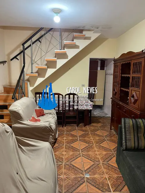 Sobrado com 4 quartos à venda, 150m2 em Itanhaem - SP - imagem 4 Foto 4 de Sobrado com 4 quartos à venda, 150m2 em Itanhaem - SP