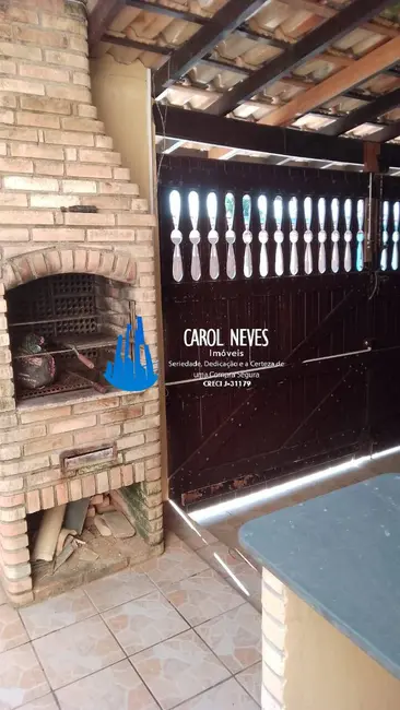 Foto 9 de Sobrado com 3 quartos à venda, 200m2 em Itanhaem - SP